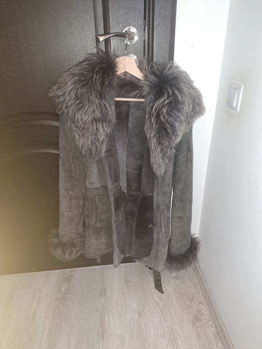 Haina de blana de oaie