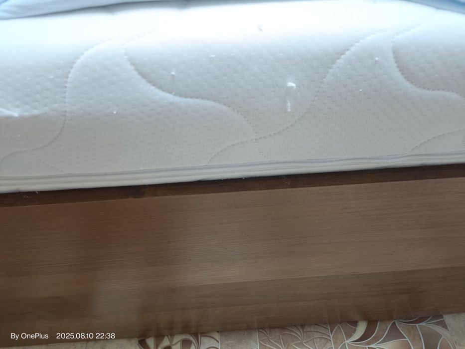 Шкаф с кроватью в продаже