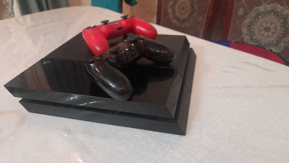 PlayStation 4 Fat