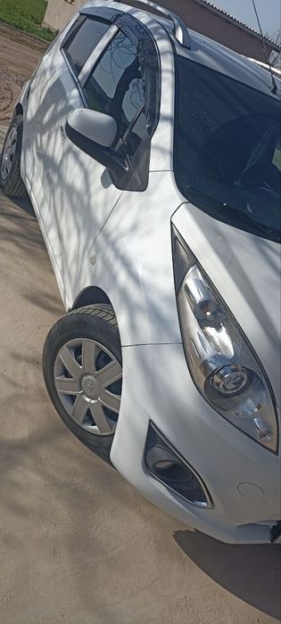 Spark 2020 holati yahshi taksi bumagan 165000 yurgan