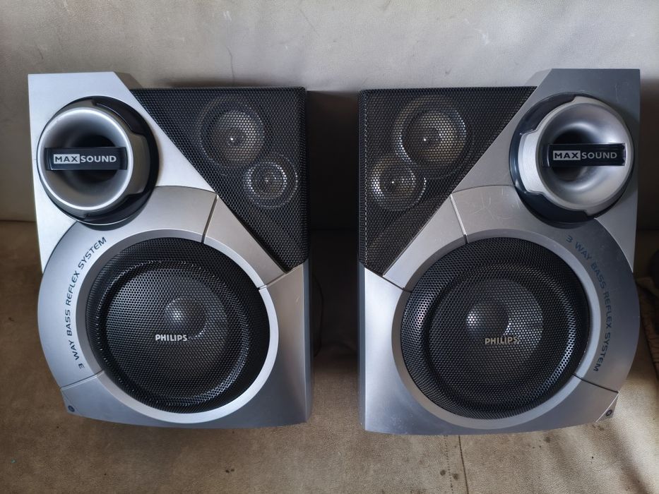 Boxe Philips  3 cai