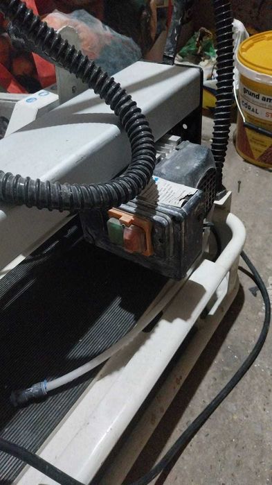 mssina de taiat gresi