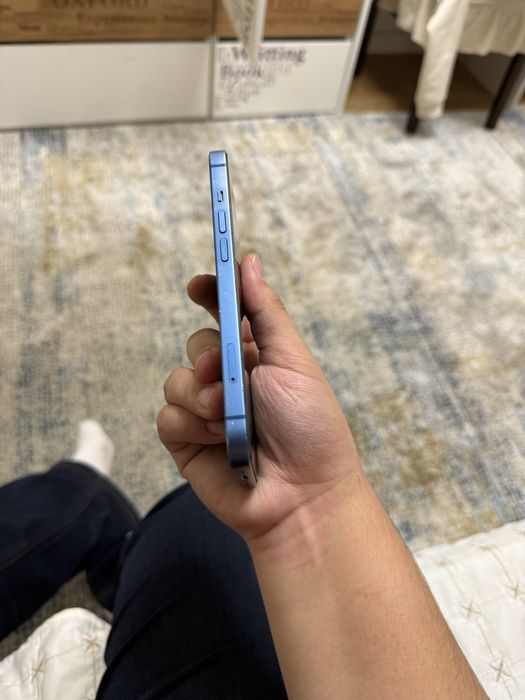 Продам iphone 13 256gb