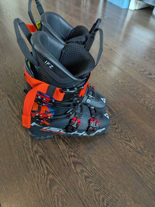 Ски обувки Fischer RC4 The Curv GT LV / Размер 26.5 / Flex 130