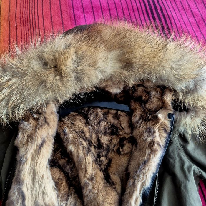 Продам парку зимнюю