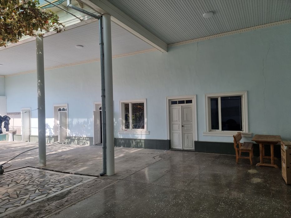 Улуг йул Махаллада уй сотилади 12сот яшаш хонаси 12сот