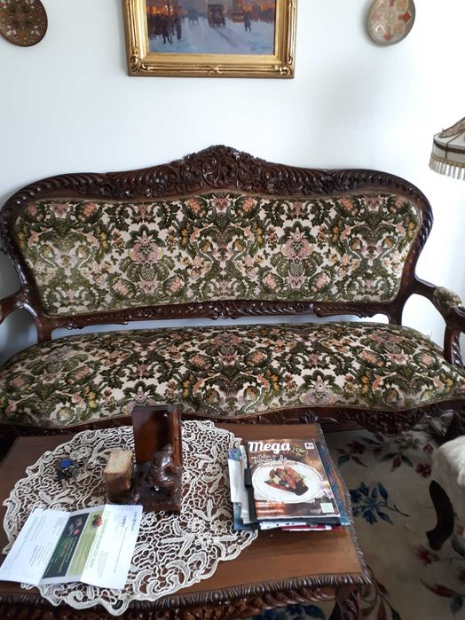 Mobila lemn sculptata living