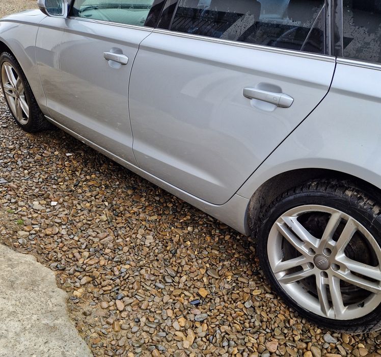 Portiera usa portbagaj triple bara spate trager faruri aripa fuzeta interior scaune volan navigatie oglinda praguri audi a6 c7