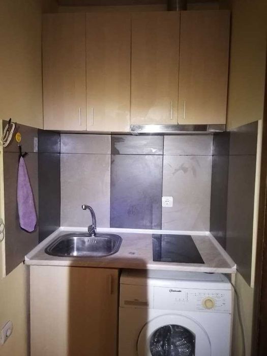 Дава се под наем Едностаен апартамент в Варна, м-т Прибой - 26 кв.м за 209.1 € - Снимка #3