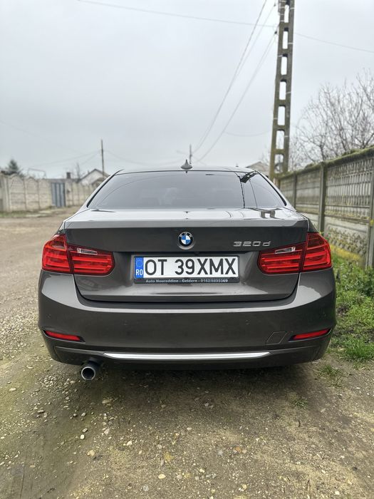 Vand BMW F30 an 2012 motor 2.0 automat 184 cp 3 BUTOANE