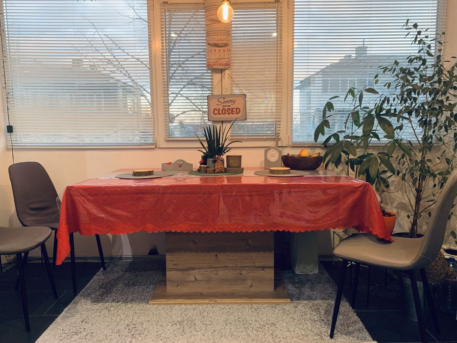 Трапезна разтегателна маса