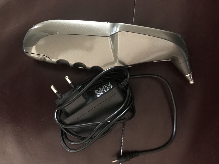 Микрокомпютърен масажор CE Health Care Aid