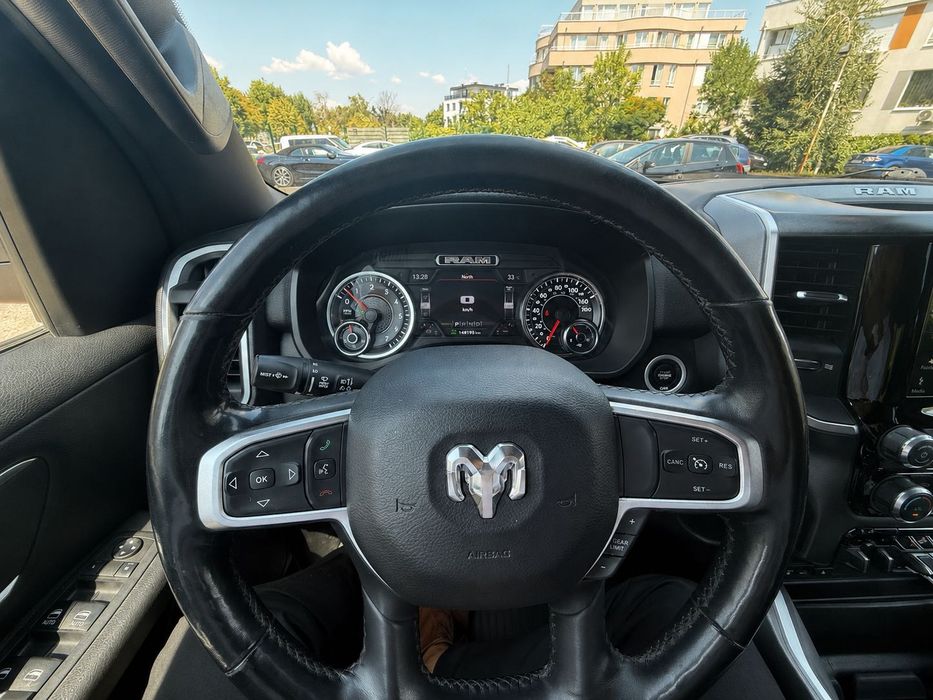 Dodge RAM 1500 5.7 Hemi V8 ГАЗ