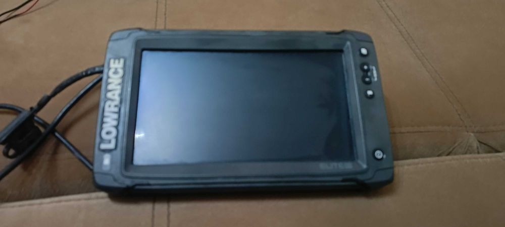 Сонар лоуранс 9ti със сонда тотал скан