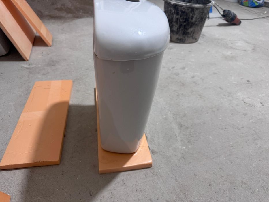 Бочек для унитаза