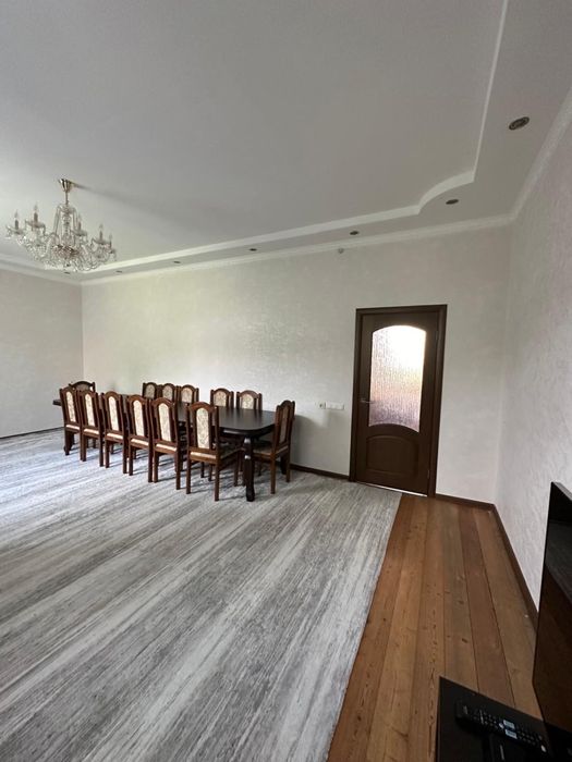 Стол для гостиной