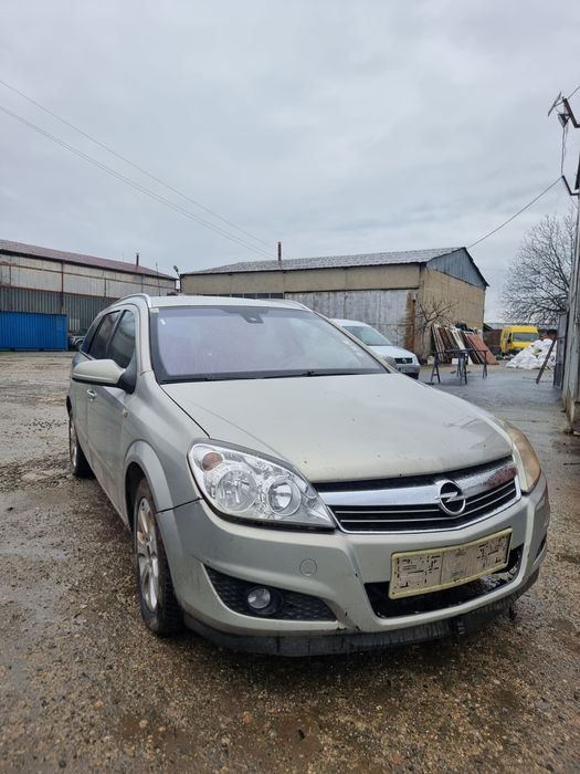 Opel Astra 1.9 CDTI Cosmo Теглич  На части