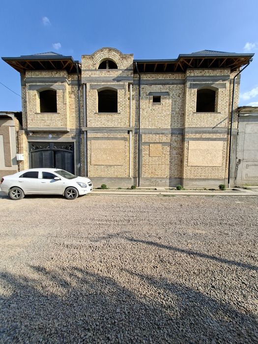 Uchastka sotiladi srochna