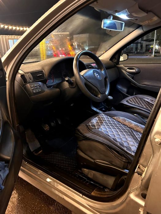 Автомобиль Fiat Stilo