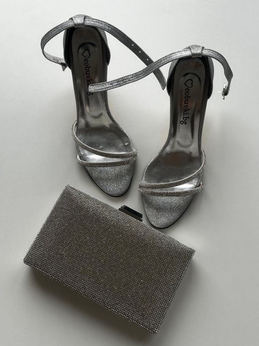 Елегантна рокля Julia Kontogruni, S размер, с корсет и фини камъчета