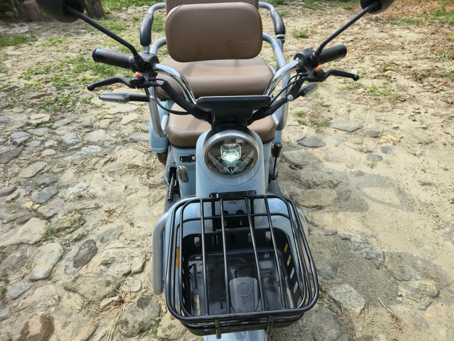 Scuter electric Prahova
