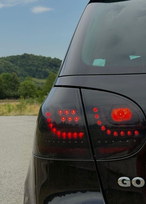 Vând golf 5 1.4 benzina