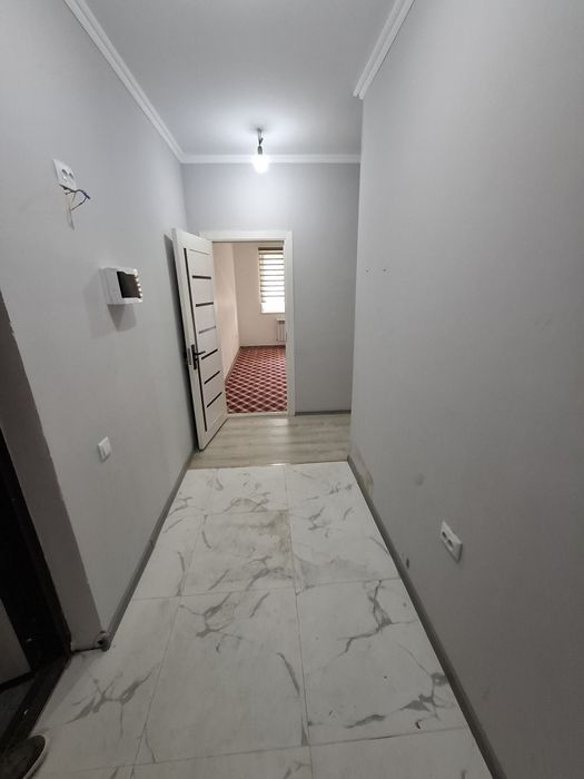 Arenda kvartira Bektemir  Vodnik Muljal Prakratura oldida 2xona 1etaj