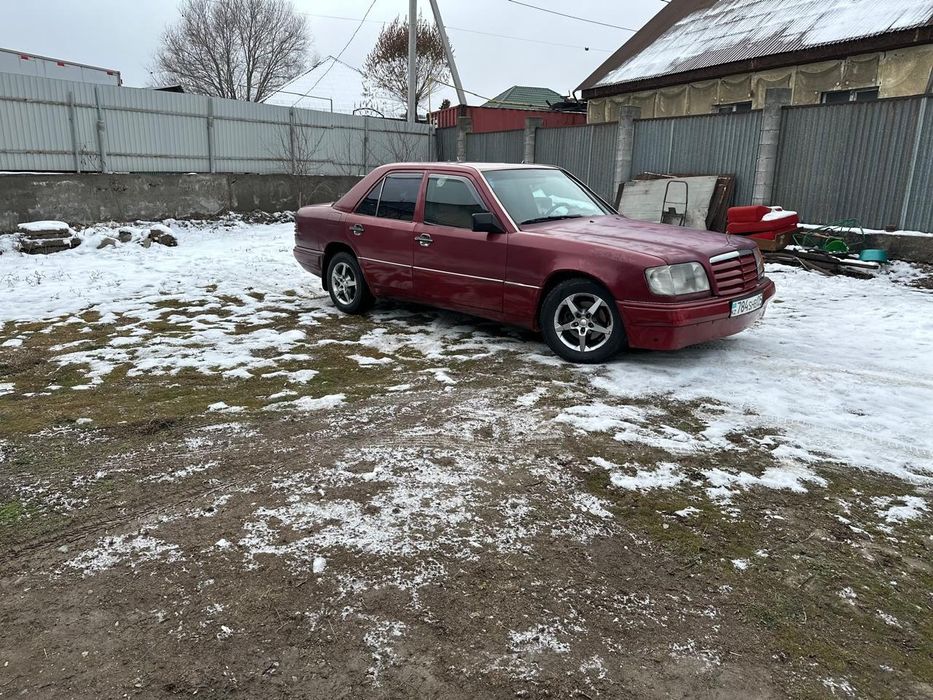 Мерс 124 2.2.ешка