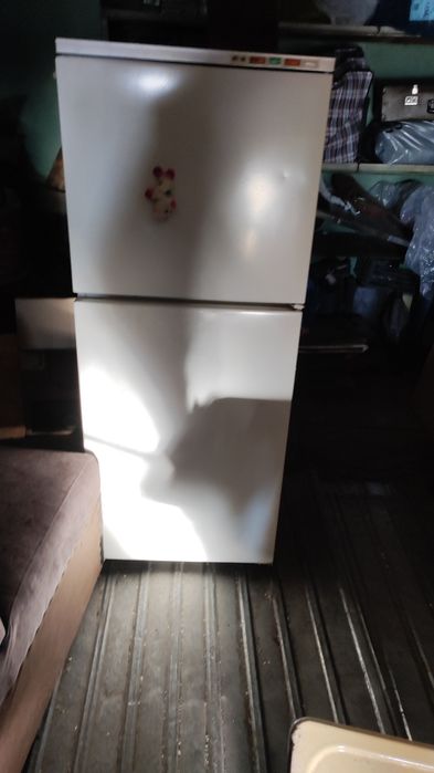 Продам советский холодильник