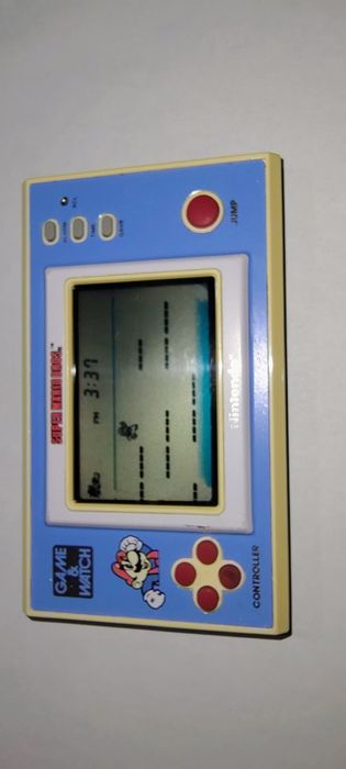 Ecran lcd game and watch by Nintendo 1988
