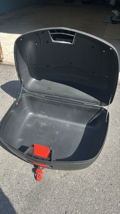 Мото куфар 48 литра