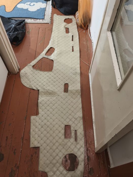 Штор на панель volvo fh