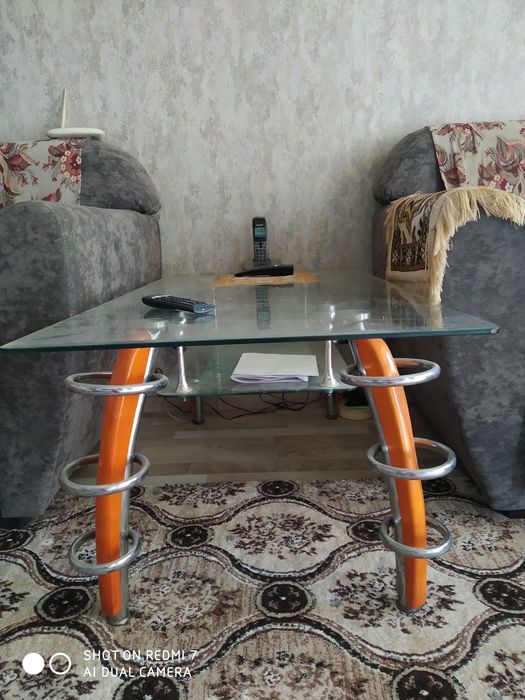 Продам турецкий журнальный столик