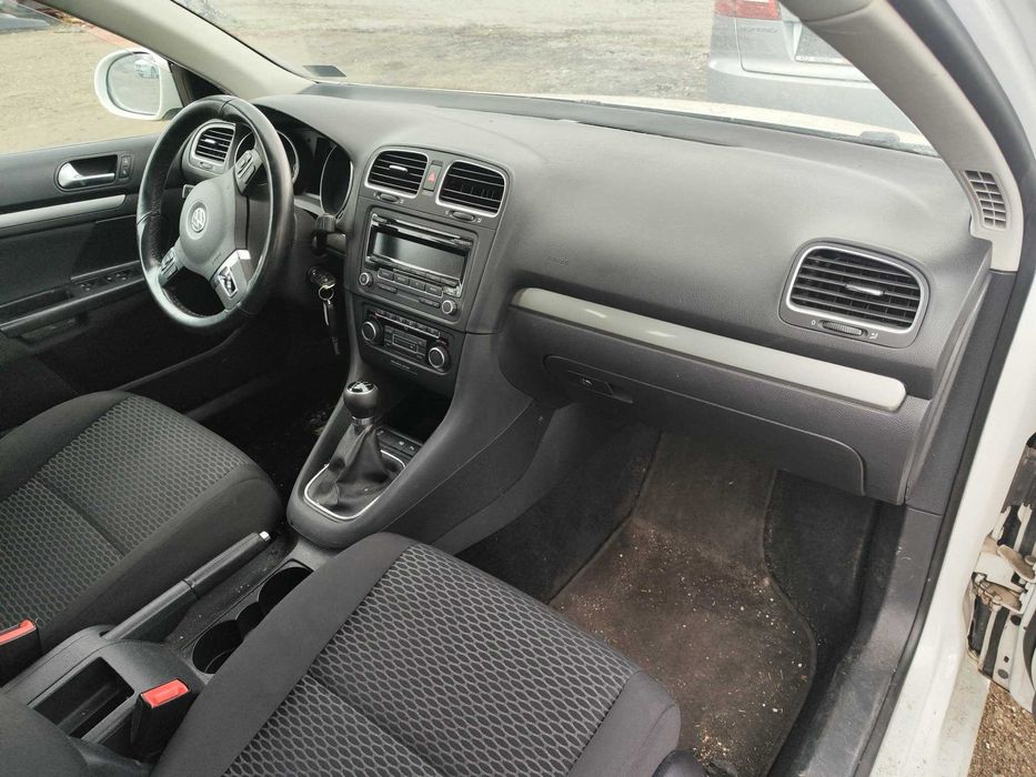 VW Golf 6 на части 1.6tdi голф 6 на части