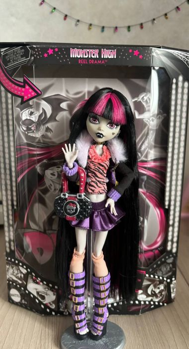 Monster High Дракулаура оригинал