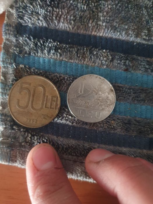 Moneda de 50 de lei și de 1 leu