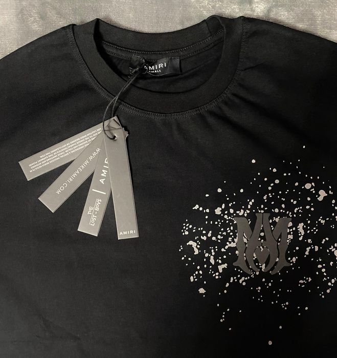 Vand tricou nou de barbati Amiri