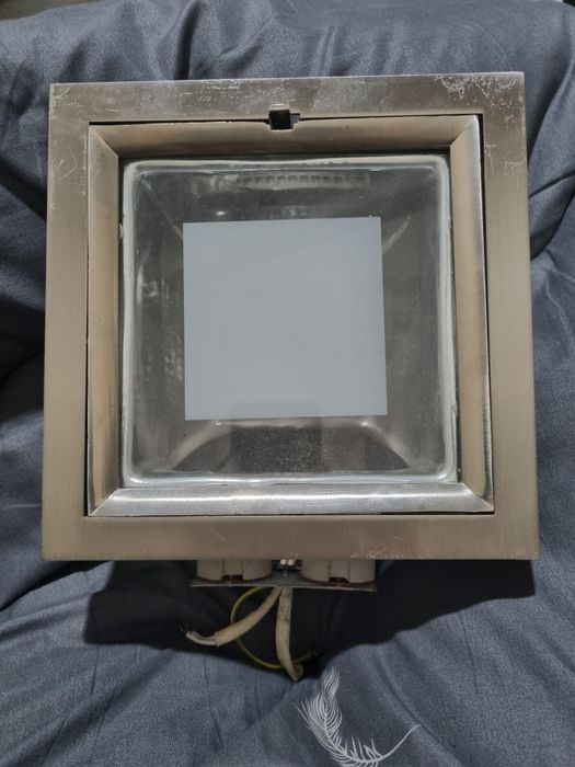 Прожекторы ламповые