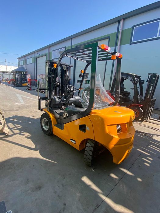 Motostivuitor Stivuitor NOU De Vanzare 2500KG STOC