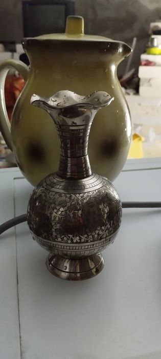 Кувшин и ваза декор