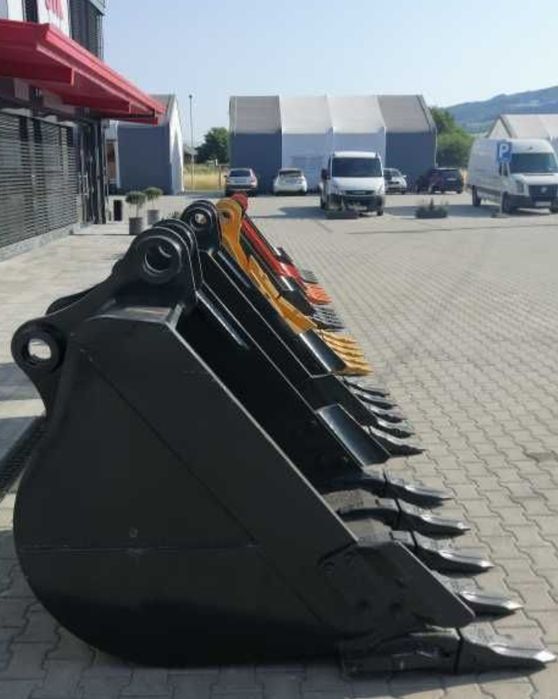 Cupa mare ranforsata pentru excavatoare