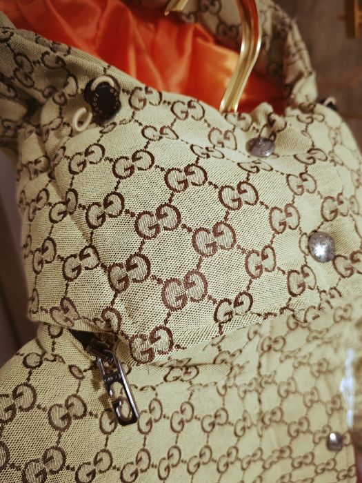 Geacă Gucci,model superb,calitate luxury.Toate mărimile disponibile