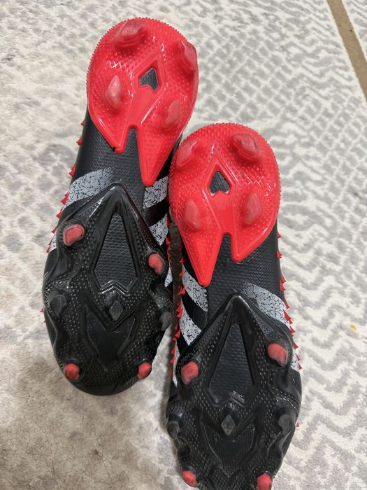 бутсы Adidas Predator