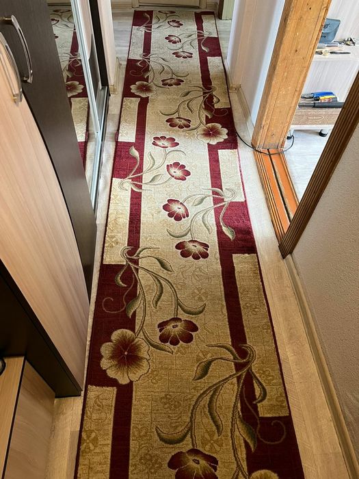 Продам ковровую дорожку