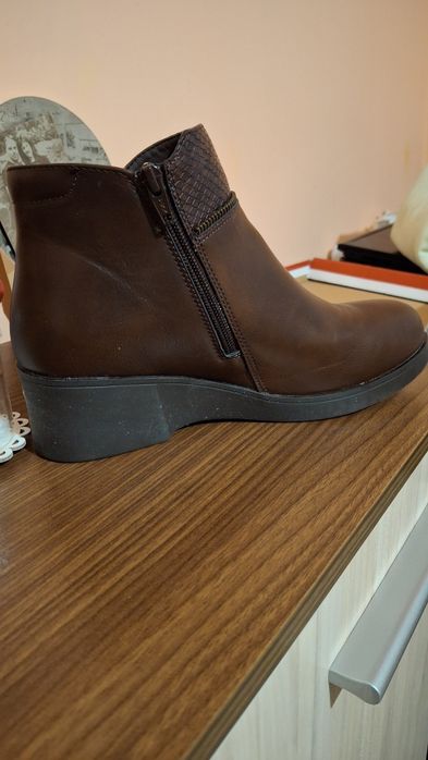 Зимни дамски боти