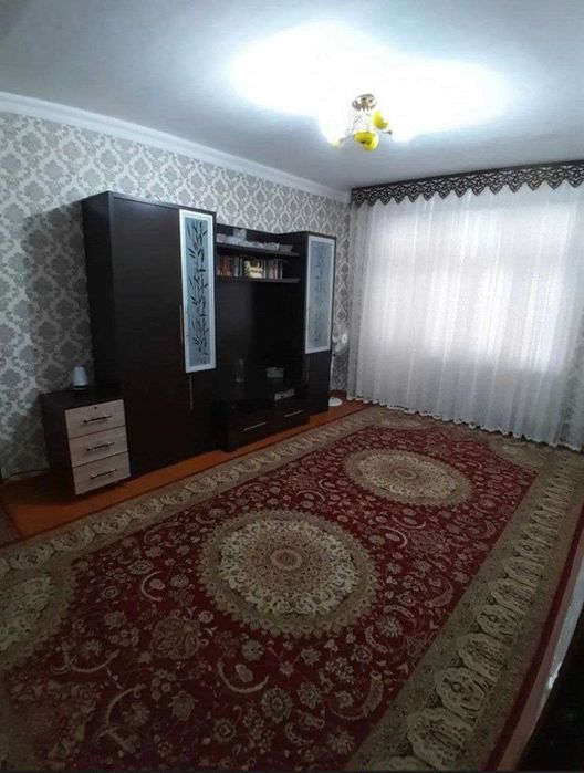 Жарарикда 3 хона Квартира Сотилади Арзон Нархда !!