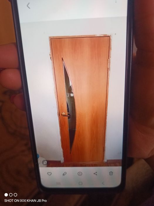 Дверь с коробкой и замком.Бу 15000