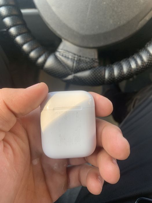 iPhone XR ,Air pods 2