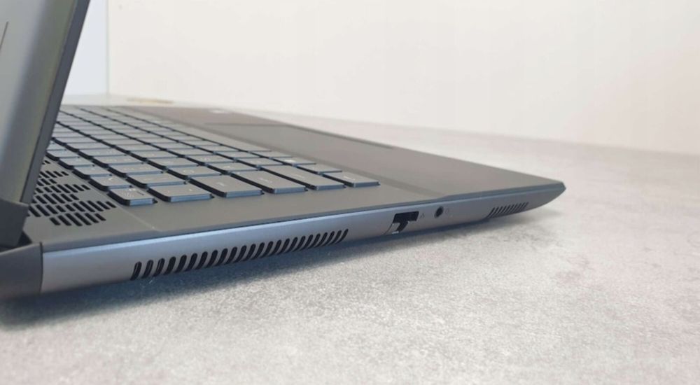 ALIENWARE M16 R2, 4 TB, RTX 4070, Ultra 7, 64 Gb Ram