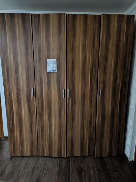 Шкаф в отличном состоянии